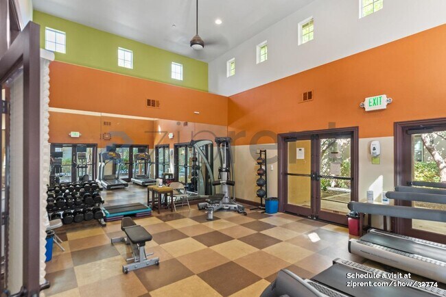 Building Photo - 929 Glen Valley Terrace