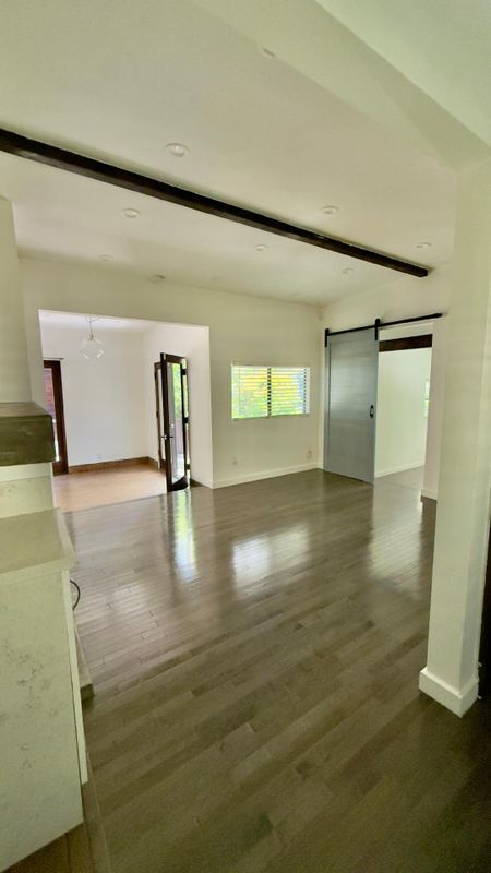 Building Photo - 1216 N Beverly Glen Blvd