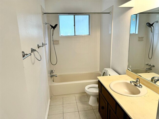 Building Photo - 7015 Pyron Way