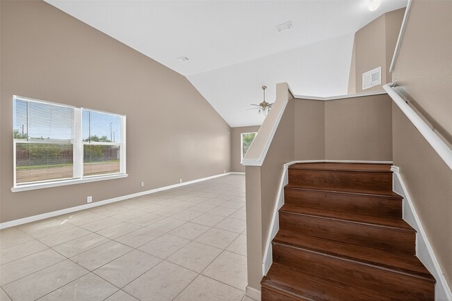 Building Photo - 15003 Sugar Sands Dr