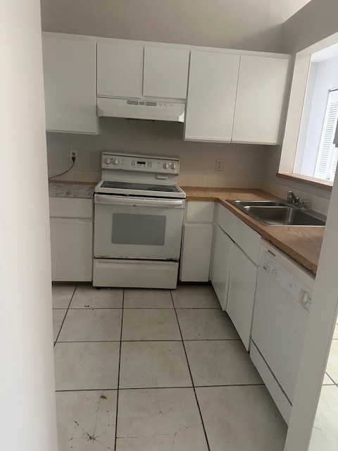 Building Photo - 2501 NW 56th Ave