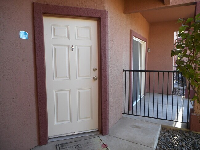 Building Photo - Discover Your Dream Condo with Stunning Mountain Views a 1 Car Garage & Covered carport in NW Ren...