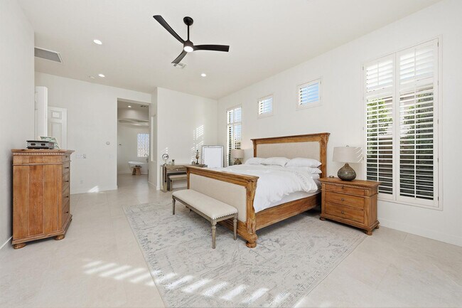 Building Photo - 6570 S Bogle Ave