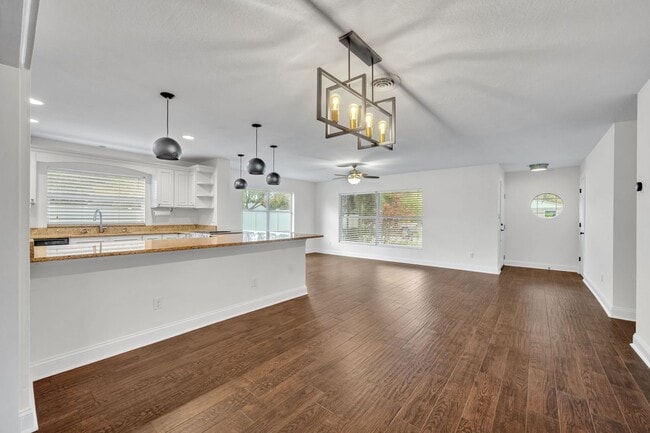 Building Photo - Winter Park Charmer