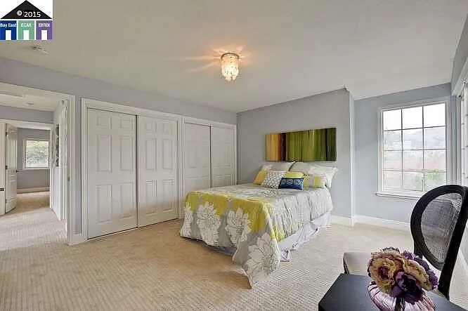 Building Photo - 845 Glenhill Dr
