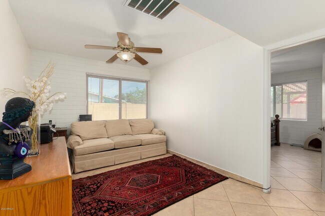 Building Photo - 6825 E Virginia Ave