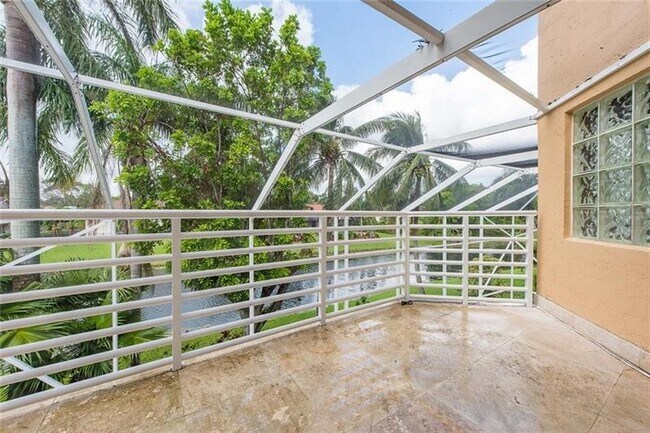 Building Photo - 5911 NW 59th Ave