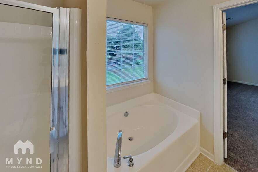 Building Photo - 10629 Claude Freeman Dr
