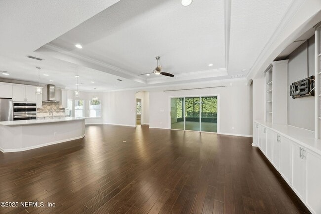 Building Photo - 2719 Chapman Oak Dr