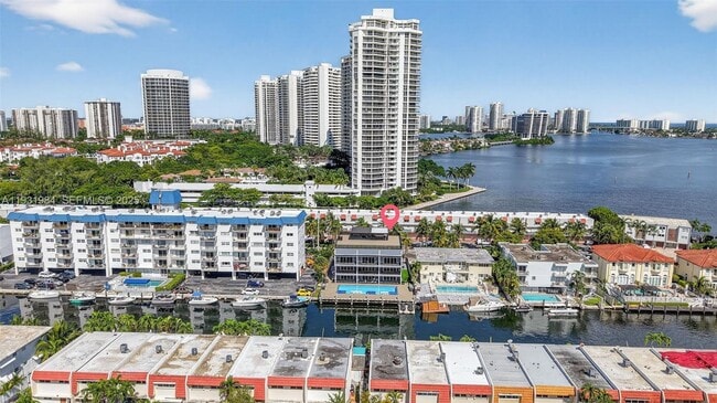 Building Photo - 3830 NE 171 St