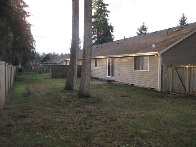 Building Photo - Stowe-8512