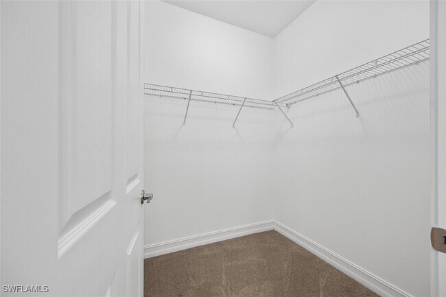 Building Photo - 1095 Rolling Brk Ln