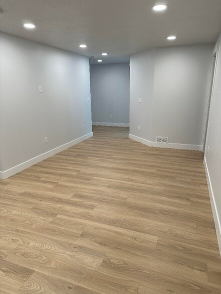 Building Photo - 1059 N 3930 W