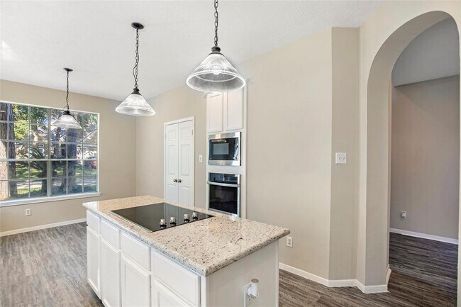 Building Photo - 5322 Willow Knoll Ct