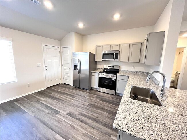 Building Photo - 2721 Elliott St