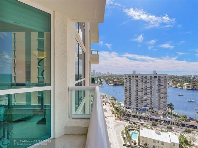 Building Photo - 101 S Fort Lauderdale Beach Blvd