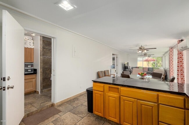 Building Photo - 6825 E Virginia Ave