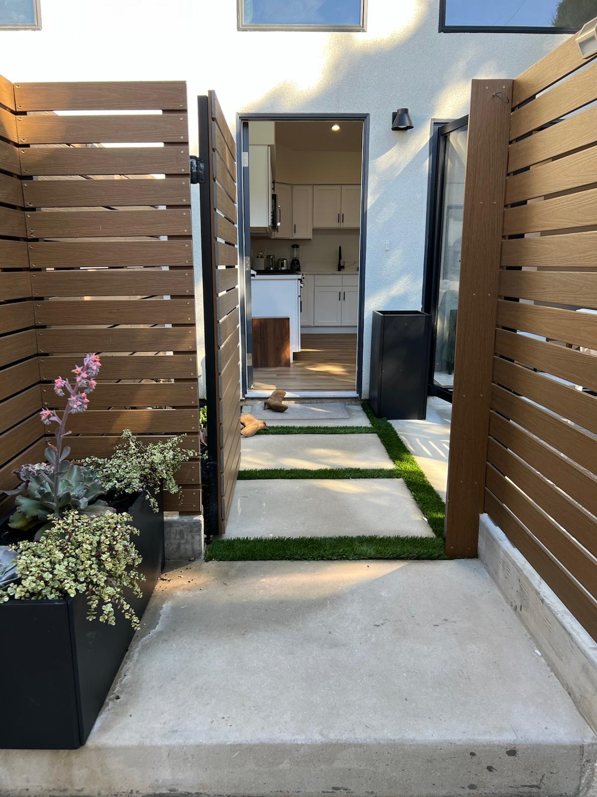 Building Photo - 233 Ashland Ave