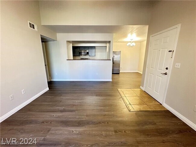 Building Photo - 6650 W Warm Springs Rd