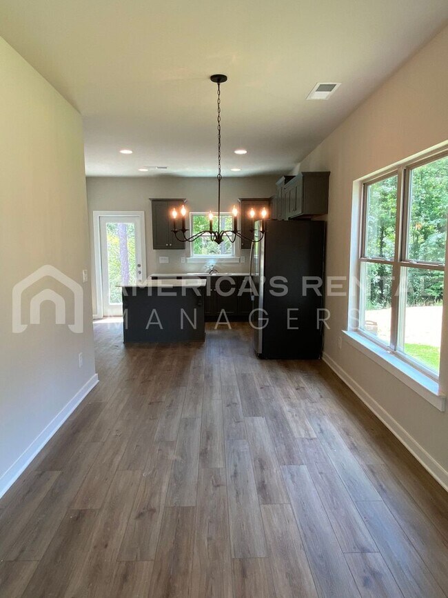 Building Photo - Home for Rent in Odenville, AL! View with ...