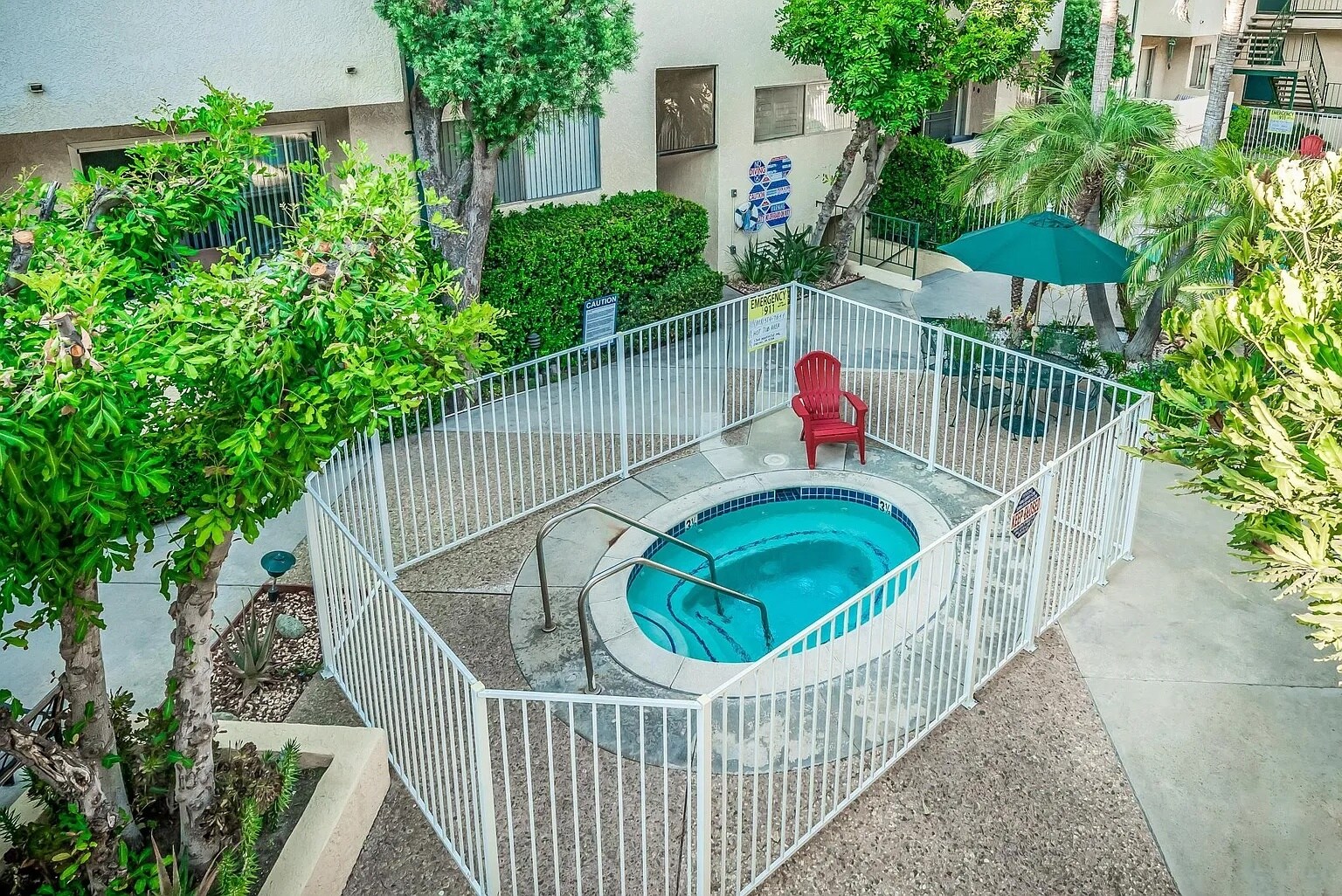 Building Photo - 5328 Newcastle Ave