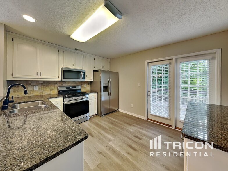 Building Photo - 109 Riley Way
