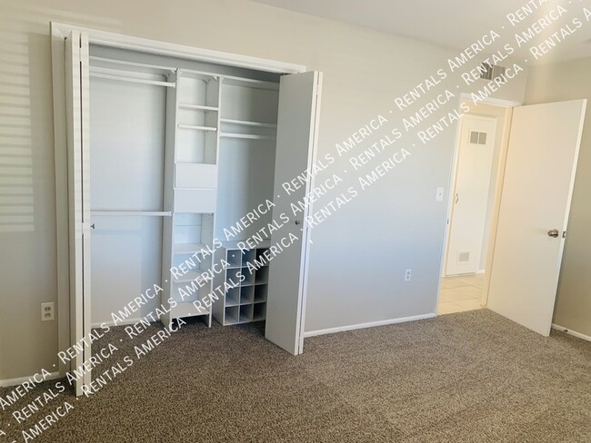 Building Photo - 11433 N Hagen Dr