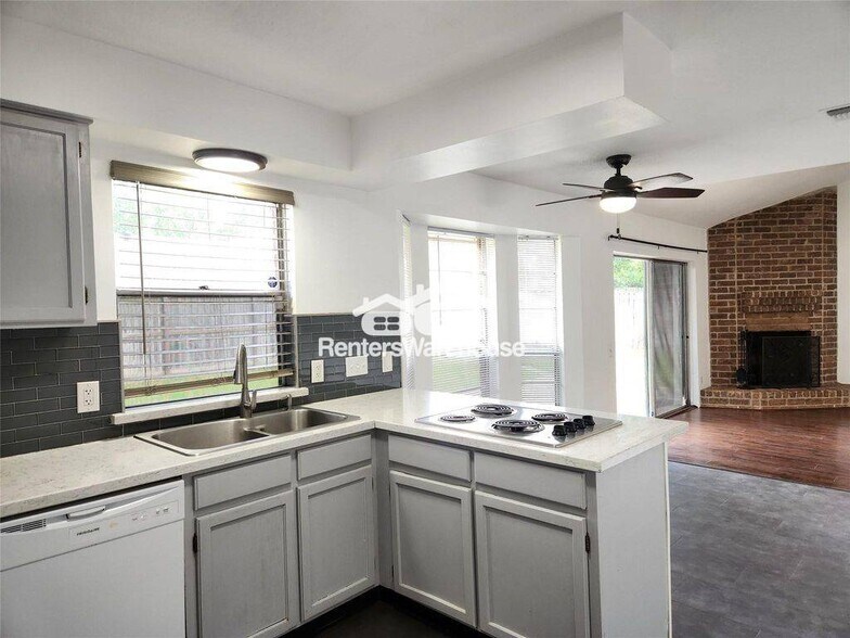 Building Photo - 1322 Valley Landing Dr