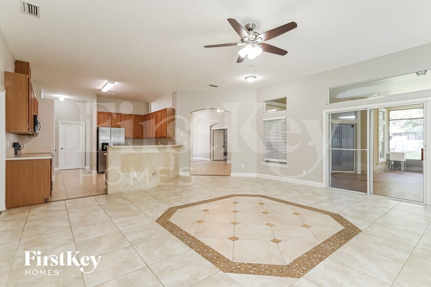 Building Photo - 9471 Woodleigh Mill Dr