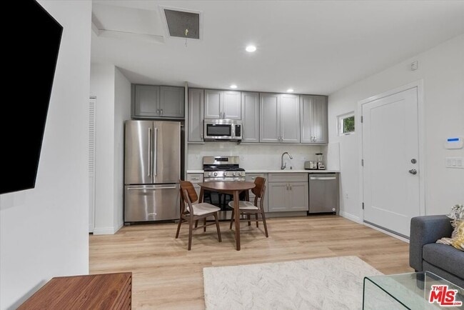 Building Photo - 2401 21st St