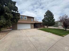 Building Photo - 5265 Champagne Dr