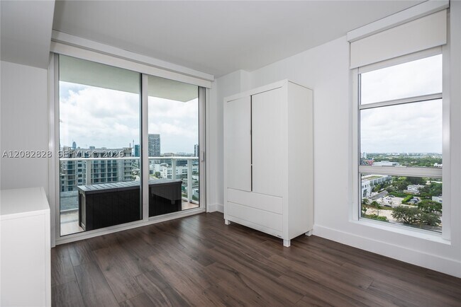 Building Photo - 4250 Biscayne Blvd