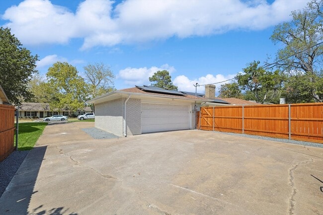 Building Photo - 3434 Jubilee Trl