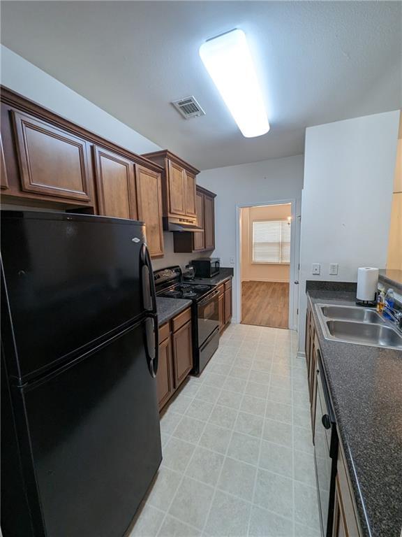 Building Photo - 65 Oakmont Dr