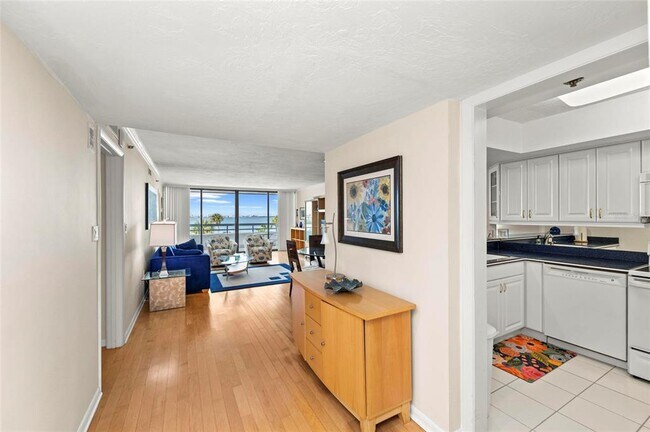 Building Photo - 888 Blvd of the Arts