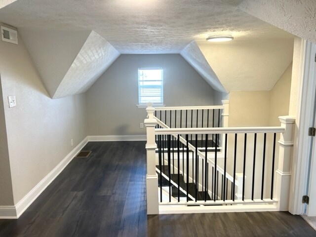 Building Photo - 229 S Summit St