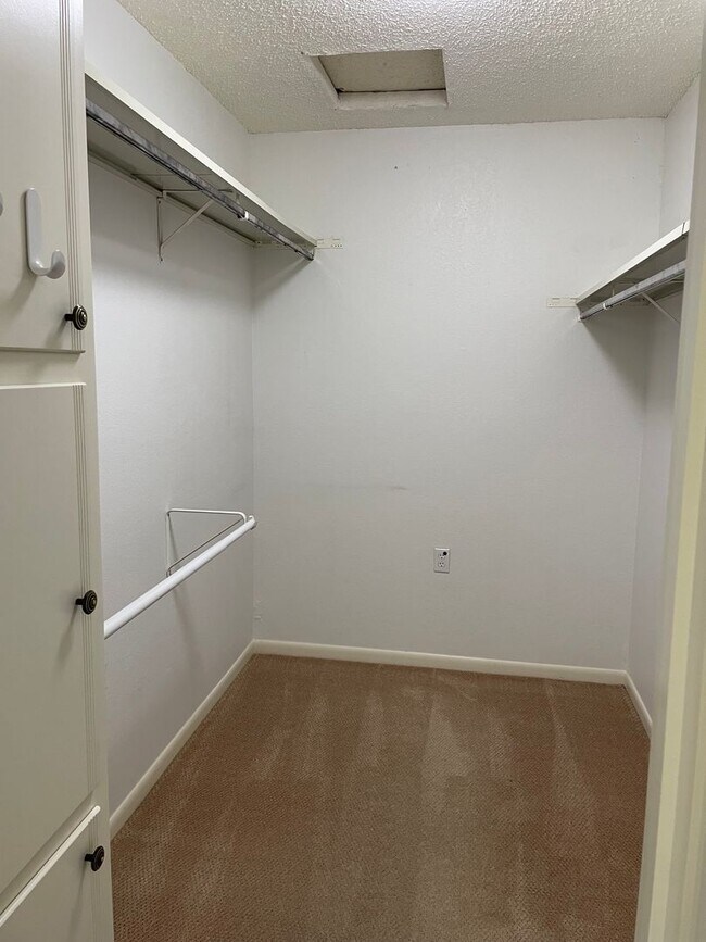 Building Photo - Available Now! Charming 2-Bedroom, 2-bath Landon Branch Townhome with Private Courtyard and Prime...