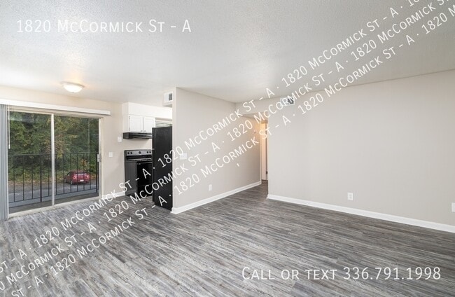 Building Photo - 1820 McCormick St