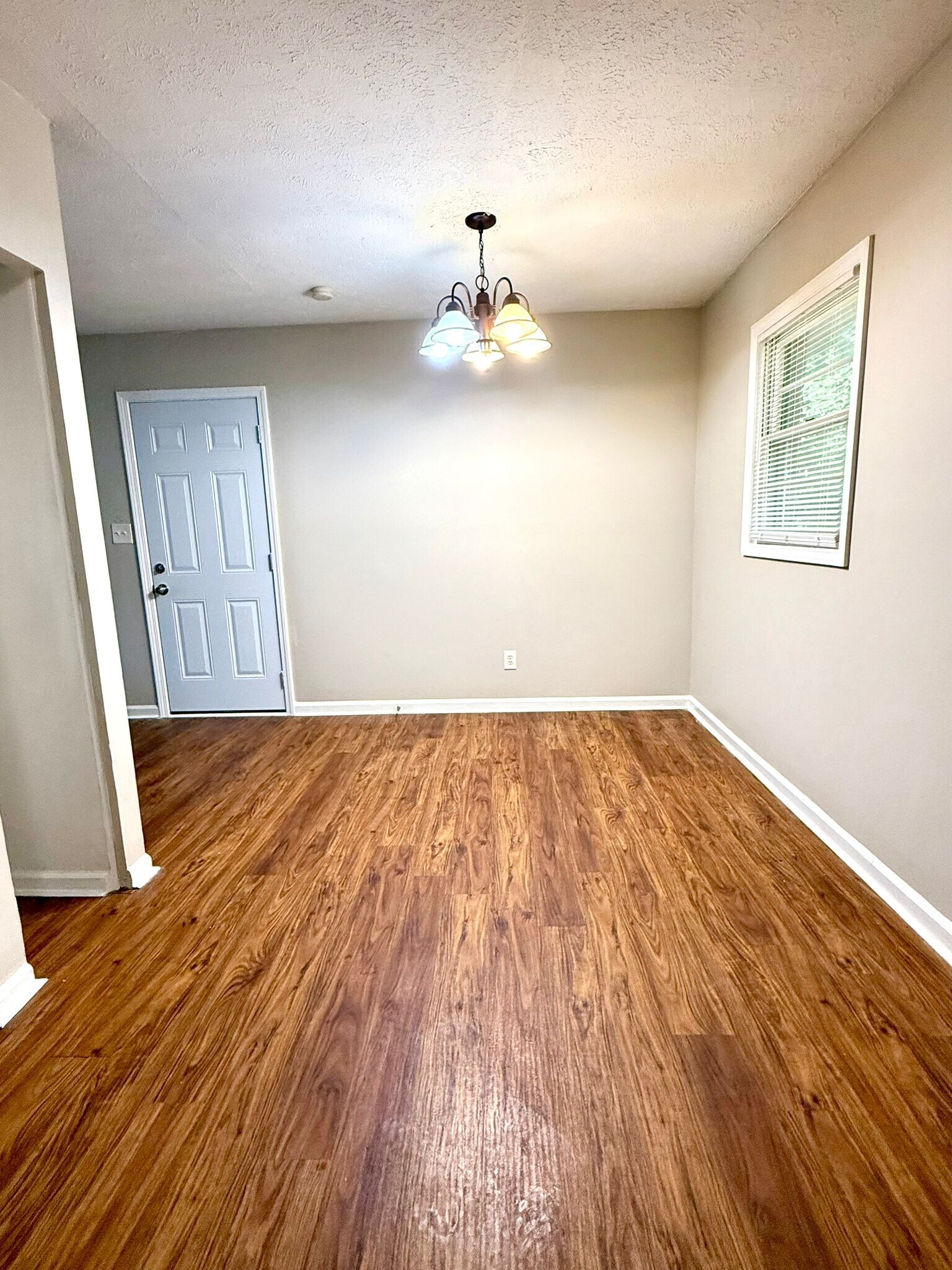 Building Photo - 3638 Sweetbriar Cir