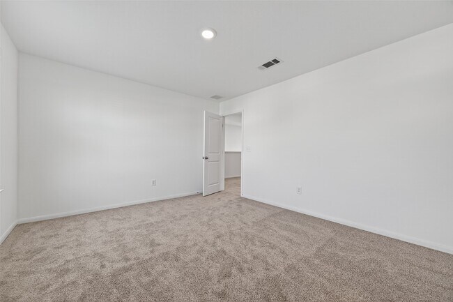 Building Photo - 17803 Pumpkin Vine Dr