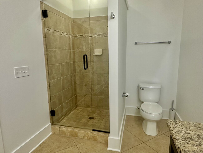 Building Photo - Stunning Four Bedroom Low Country Home in ...