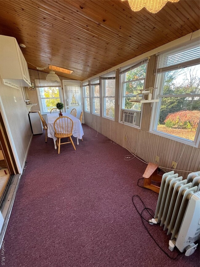 Building Photo - 27 Douglass St