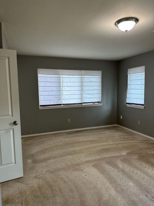 Building Photo - Great Location 2 Bedroom in Bozeman!!