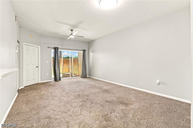 Building Photo - 15417 Bellamar Cir