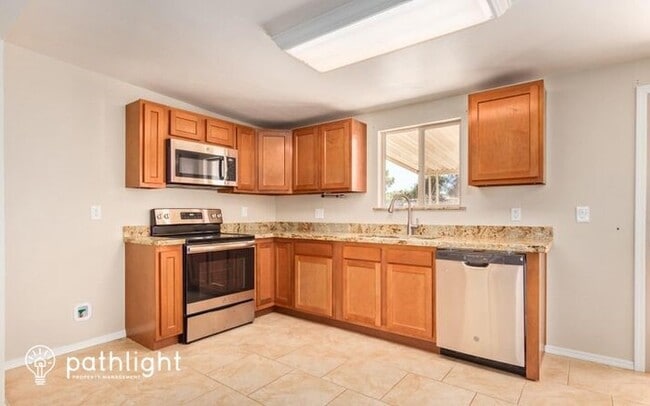 Building Photo - 7840 E Joshua Pl, Tucson, AZ, 85730