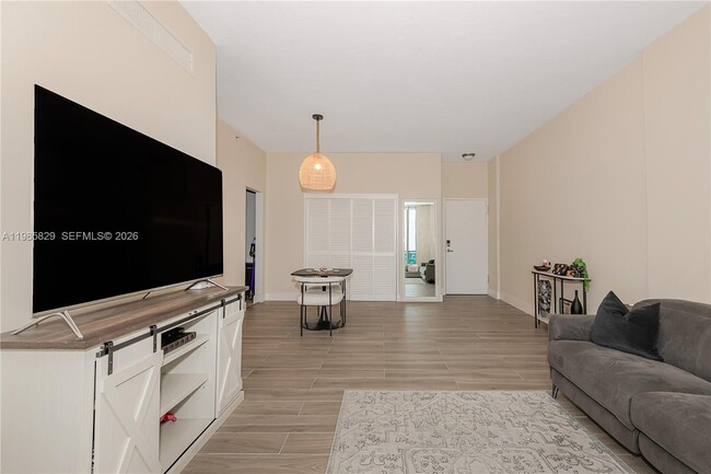 Building Photo - 3001 S Ocean Dr