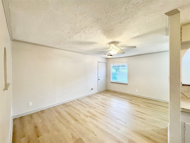 Building Photo - 1307 Willard St