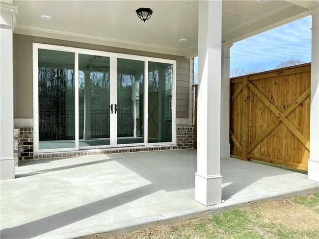 Building Photo - 1562 Wellborn Walk