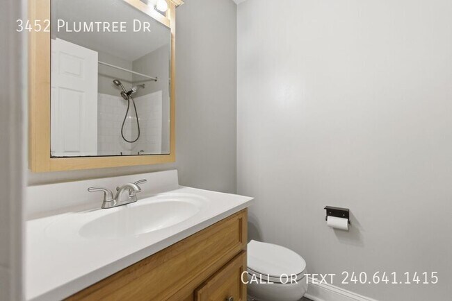 Building Photo - 3452 Plumtree Dr