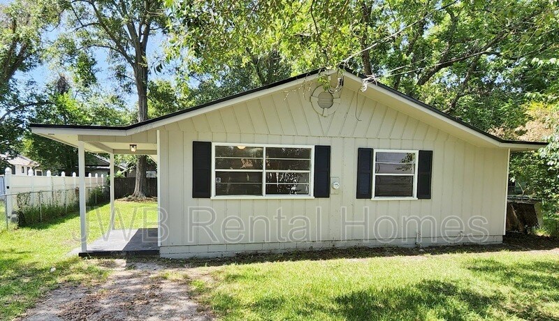 Building Photo - 3152 Thomas St